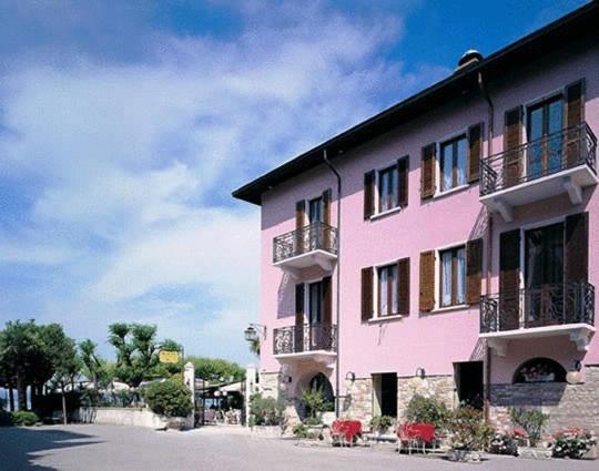 Hotel Pace Sirmione Luaran gambar